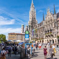 Marienplatz, Munich Accommodation Dallas