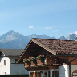 Zugspitze Accommodation Dallas