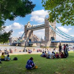 Tower Bridge, London Accommodation Dallas