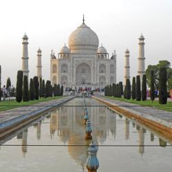 Taj Mahal, Agra Accommodation Dallas
