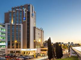 Radisson Blu Hotel Lisbon Accommodation Dallas