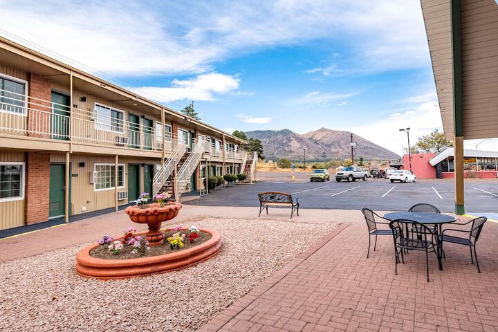 Americas Best Value Inn & Suites Flagstaff - thumb 3