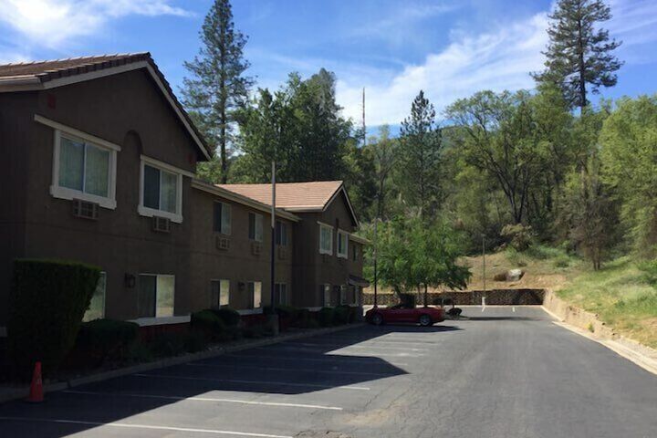 Vista Yosemite Inn Oakhurst - thumb 1