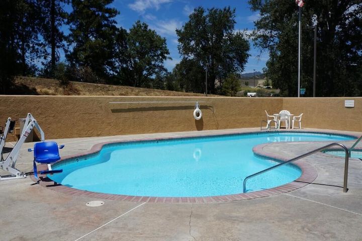 Vista Yosemite Inn Oakhurst - thumb 7