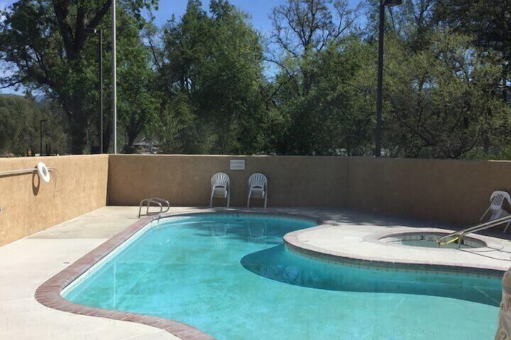 Vista Yosemite Inn Oakhurst - thumb 5