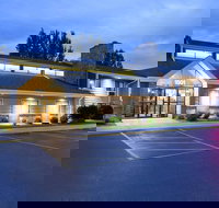 AmericInn by Wyndham Plover Stevens Point - Accommodation Dallas