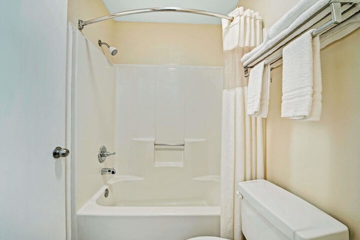 Days Inn By Wyndham Dallas South - thumb 4