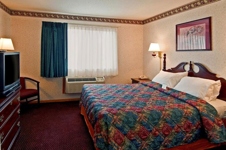 Americas Best Value Inn & Suites Waukegan Gurnee - thumb 3