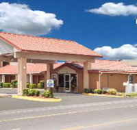 Economy Inn - Accommodation Dallas
