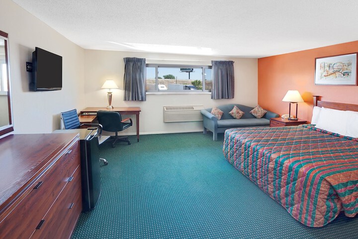 Days Inn By Wyndham Elk Grove Village O'hare Airport West - thumb 4