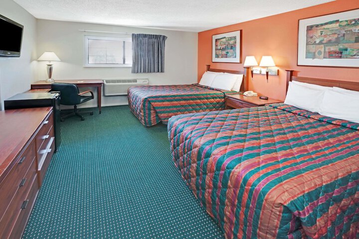 Days Inn By Wyndham Elk Grove Village O'hare Airport West - thumb 3