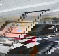 Days Inn by Wyndham Bronx Near Stadium - Accommodation Dallas