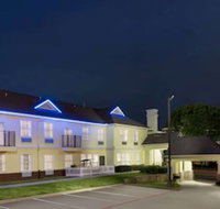 Days Inn  Suites by Wyndham Euless DFW Airport South - Accommodation Dallas