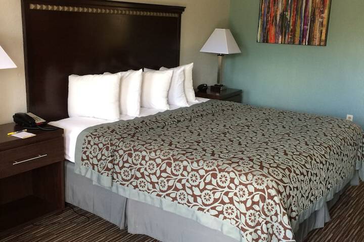 Days Inn By Wyndham Fort Lauderdale Airport Cruise Port - thumb 7