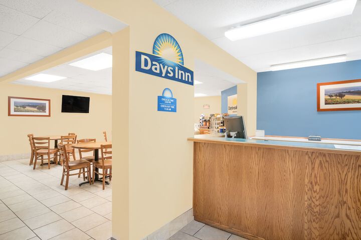 Days Inn By Wyndham Alexandria Mn - thumb 2