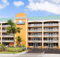 Days Inn by Wyndham Fort Lauderdale-Oakland Park Airport N - Accommodation Dallas