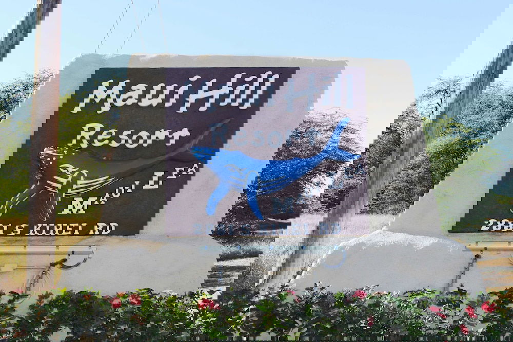 Aston Maui Hill - thumb 3