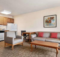Hawthorn Suites by Wyndham Decatur - Accommodation Dallas