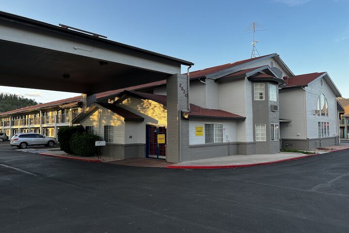 Howard Johnson By Wyndham Flagstaff I-40 East Lucky Lane - thumb 1