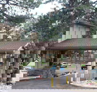 Village Lodge Condos - Accommodation Dallas