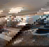 Murray Hill East - Accommodation Dallas