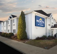 Microtel Inn  Suites by Wyndham Bethel/Danbury - Accommodation Dallas
