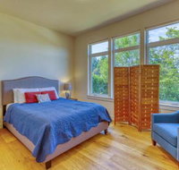 Puget Sound Funhouse - Accommodation Dallas