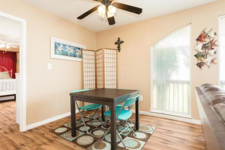 Shore To Please - thumb 4