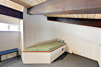 New Listing Airy Beach Home W / Ocean Views Home