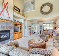 Village Loop View - Accommodation Dallas