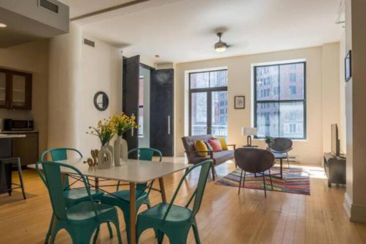 Colorful Cultural District 2BR Apt W / Parking - thumb 0