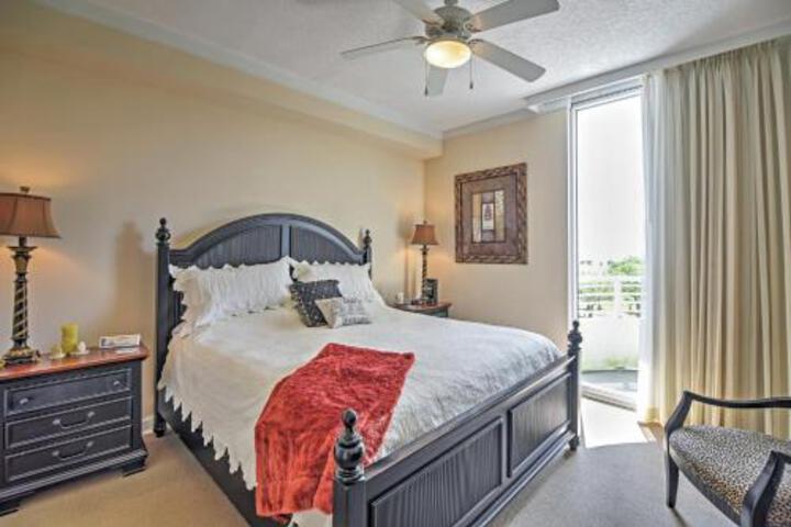 Beachside Biloxi Club Condo Balcony W / Ocean View! - thumb 2