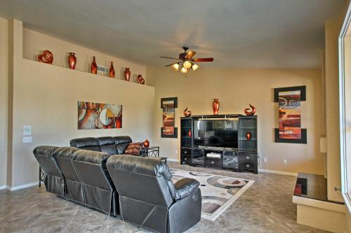 Updated 3BR Sun Lakes Home On Ironwood Golf Course - thumb 2