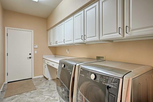 Updated 3BR Sun Lakes Home On Ironwood Golf Course - thumb 3