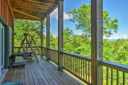 Secluded 3BR Morganton Cabin W / Wooded Views! - thumb 3