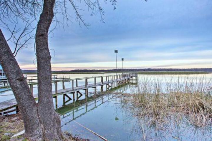 Cozy Fort Worth House W / Private Dock On Lake Worth - thumb 6