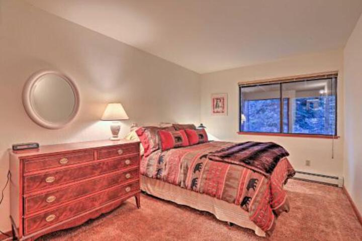 Cabin Near Shuttle / Close To NorthStar Ski Resort! - thumb 4