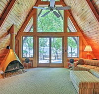 Lakefront Lake Pepin Cottage w / Deck Steps to Beach - Accommodation Dallas