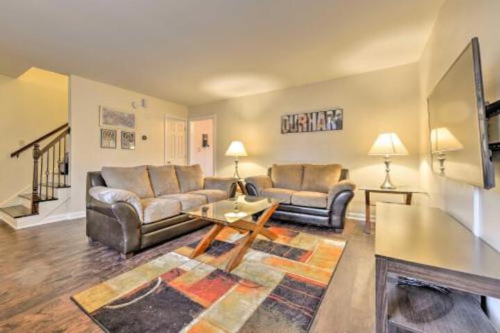 Durham Townhome W / Deck 15 Min To Downtown DPAC! - thumb 3