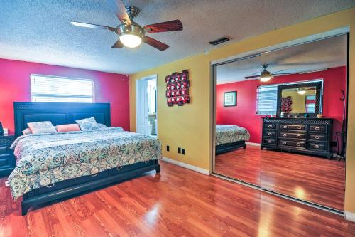 St Petersburg Home With Pool 4 Miles From Downtown! - thumb 3