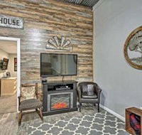 Convenient Family Friendly Home 20 Min to Tulsa! - Accommodation Dallas