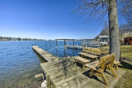 Wolcott / Port Bay Lakehouse Book For Vacation Fun! - thumb 1