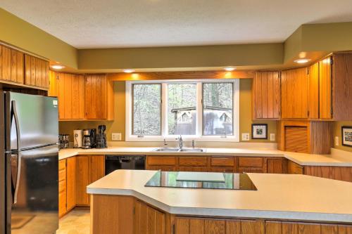 Wolcott / Port Bay Lakehouse Book For Vacation Fun! - thumb 4