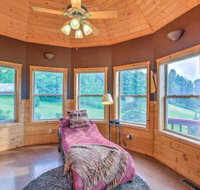 Alpine Home w / Deck Grill  Star Valley Views - Accommodation Dallas