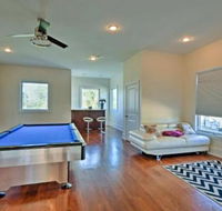 Gorgeous Ocean Springs Waterfront Home w / Dock - Accommodation Dallas