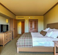 Modern Cle Elum Condo w / Mtn Views & Hot Tub Access - Accommodation Dallas