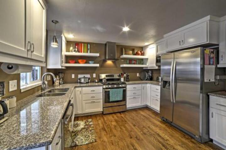 Pet Friendly Boise Home W / Yard & Patio By BSU & DT - thumb 3