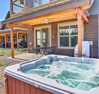 Cle Elum Home w / Hot Tub Walk to Golf & Hiking! - Accommodation Dallas