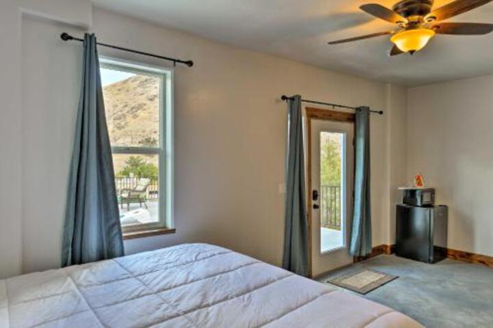 Central Lava Hot Springs Studio W / Deck & Views! - thumb 6