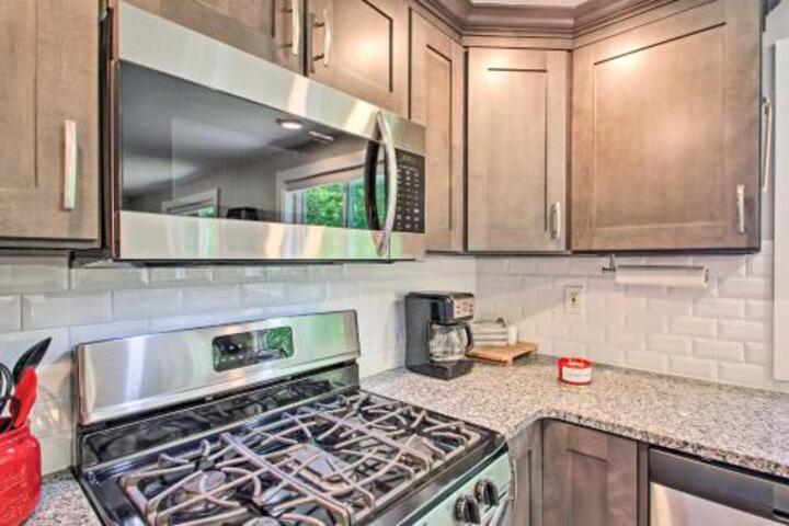 Renovated Home W / Direct Access To Snowmobile Trail - thumb 2